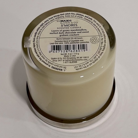 Bath & Body Works Scented Candle S’mores 4oz Jar NWT - Picture 3 of 3